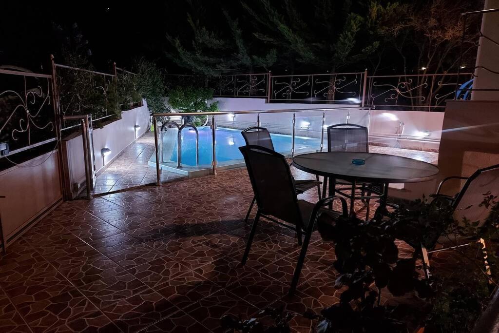 Violet Studio Με Πισίνα Volos Exterior foto