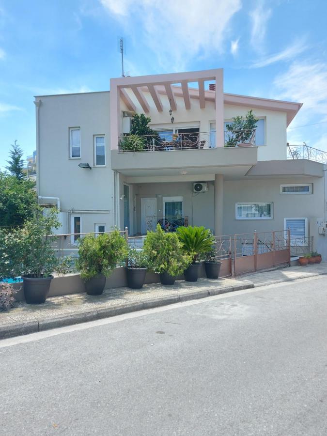 Violet Studio Με Πισίνα Apartamento Volos Exterior foto